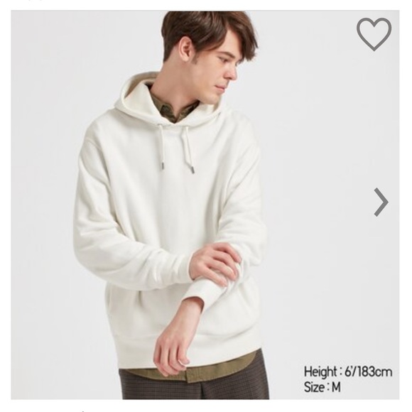 white hoodie uniqlo